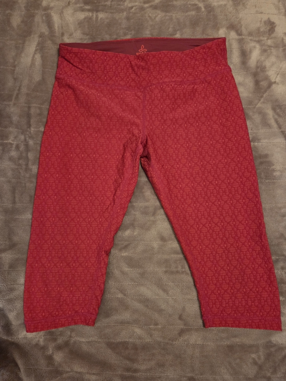 Prana Pink/Red Patterned Athletic Cropped Leggings
